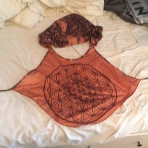 tie dye crop top small with hood